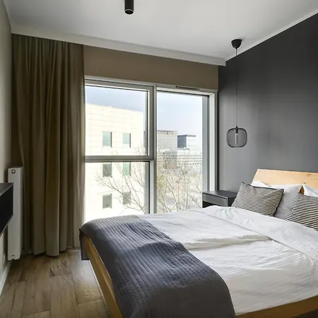 Hotel apartamentowy Towarowa Poznań
