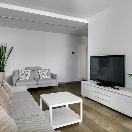 Towarowa 4* Poznan