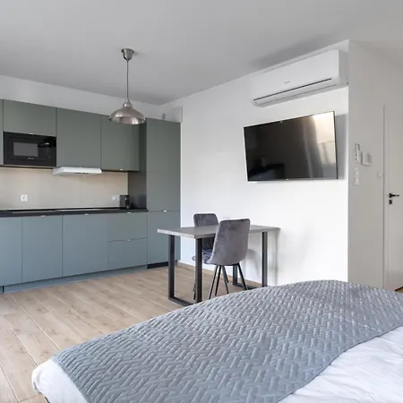Hotel apartamentowy Towarowa