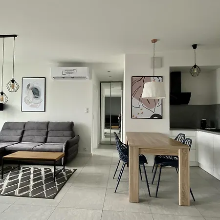 Towarowa Hotel apartamentowy *