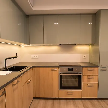 Towarowa 4* Poznan