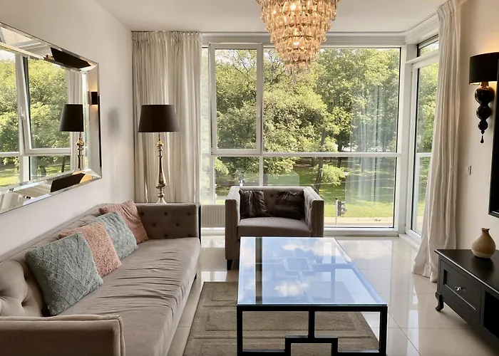 Towarowa Lejlighedshotel 4*