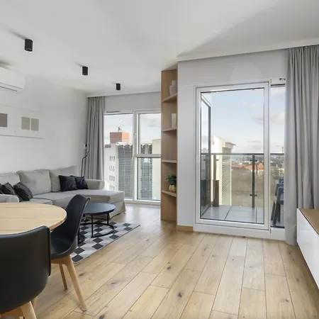 Towarowa شقة فندقية