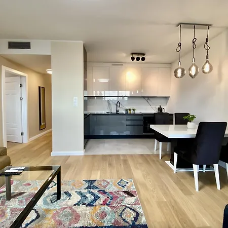 شقة فندقية Towarowa 4*