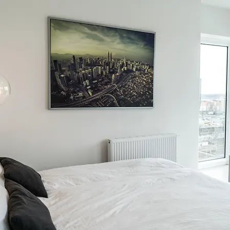 Hotel apartamentowy Towarowa 4*