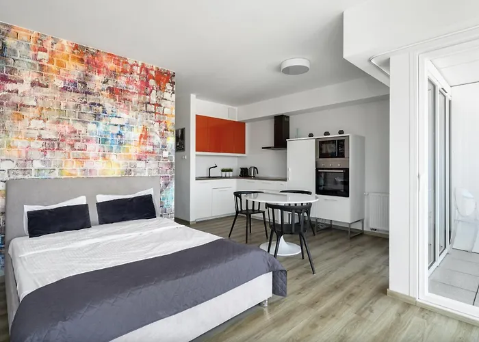 Towarowa Apart Otel 4*