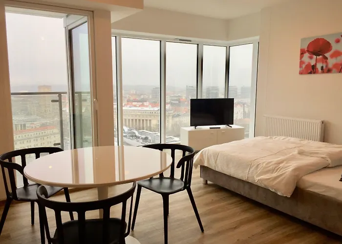 Towarowa Познань